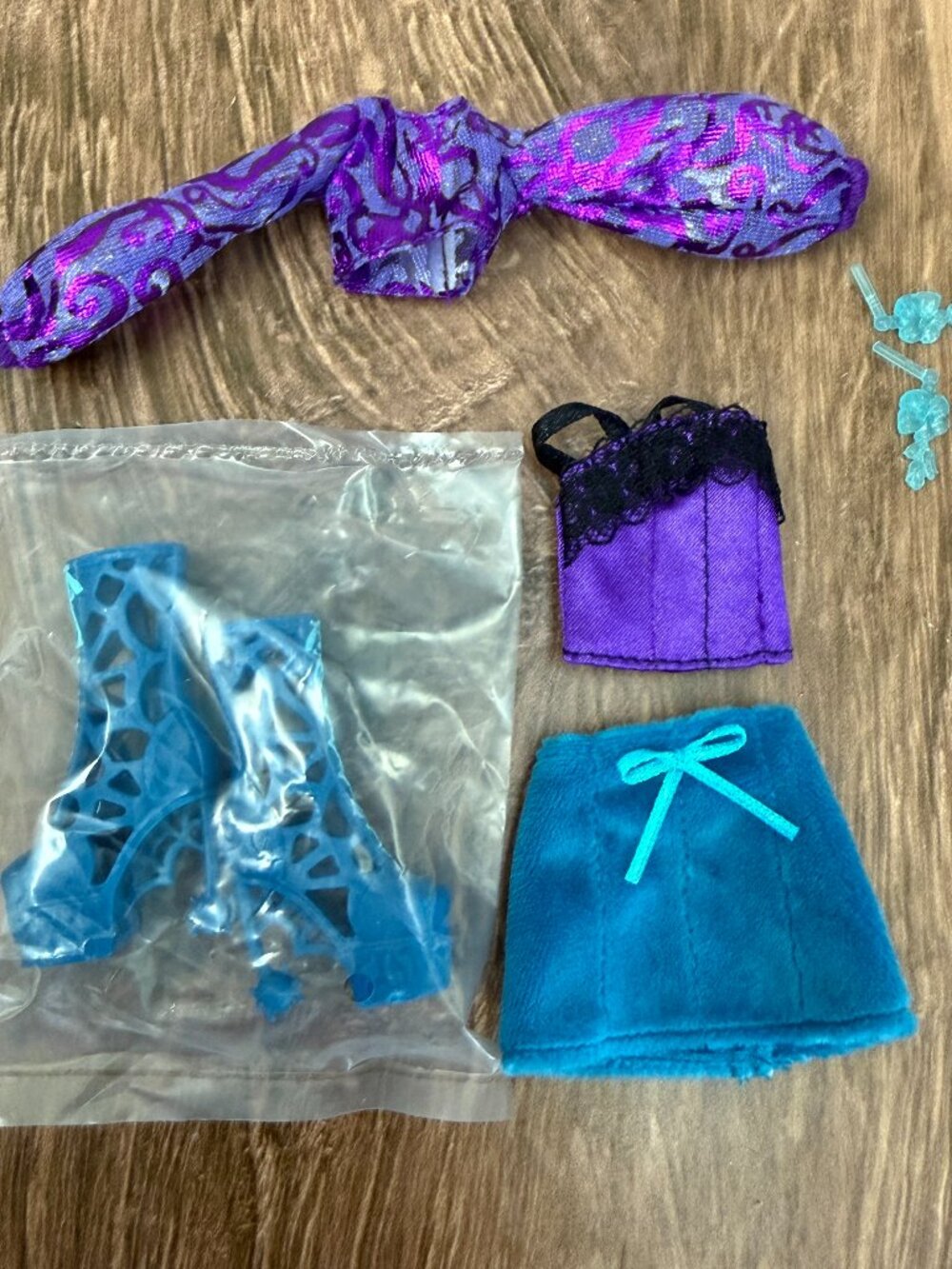 Monster High Twyla Garden Mysteries Clothing Boots Lot